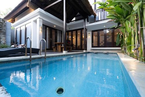 Sunset Road Villa | Sakya Villa Seminyak by Bali Cabin