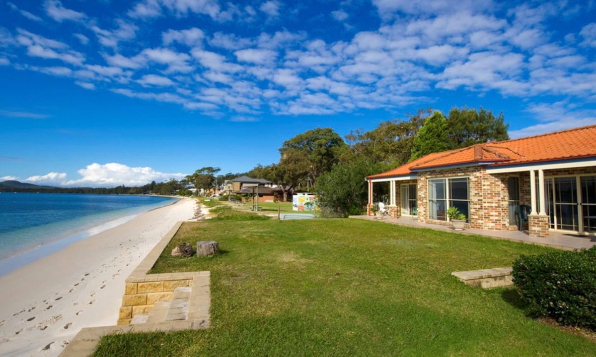 Salamander Bay House | Salamander Beach Front
