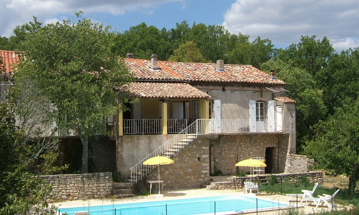 Salavas House | Salavas Vallon Pont D Arc: Wild, quiet nature and tranquility, swimming pool, chimney.