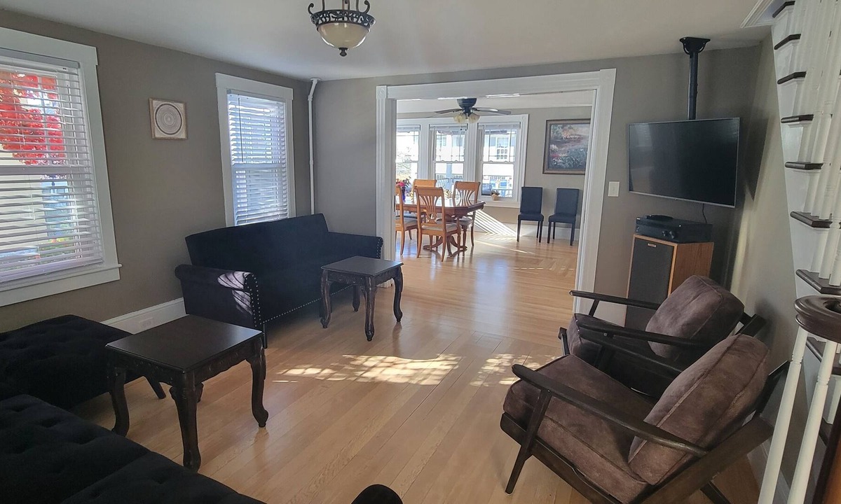 Spencer House | Salem St Waterview Retreat