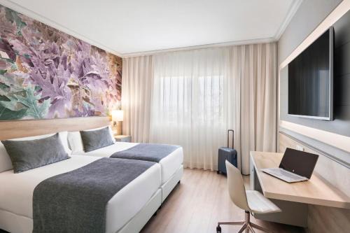 El Prat de Llobregat Hotel | Salles Ciutat del Prat Barcelona Airport