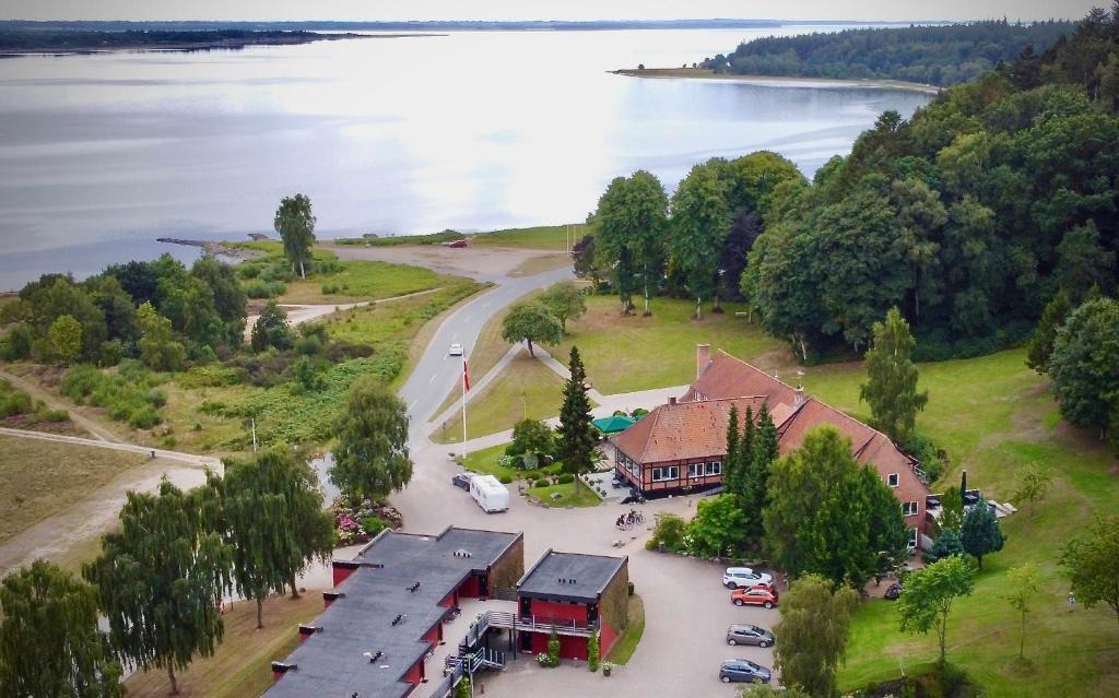 Ronbjerg Hotel | Sallingsund Færgekro