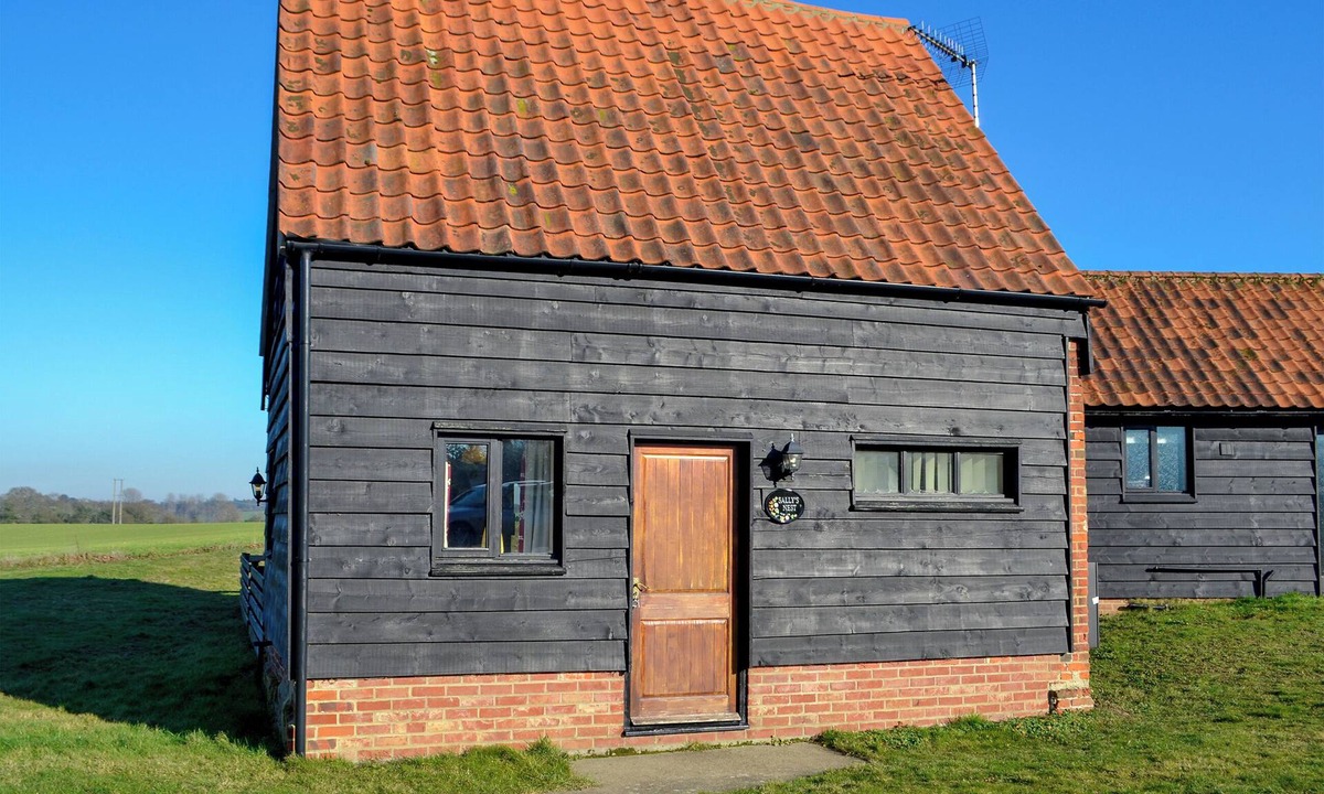 Wenhaston Cottage | Sally's Nest - E3042