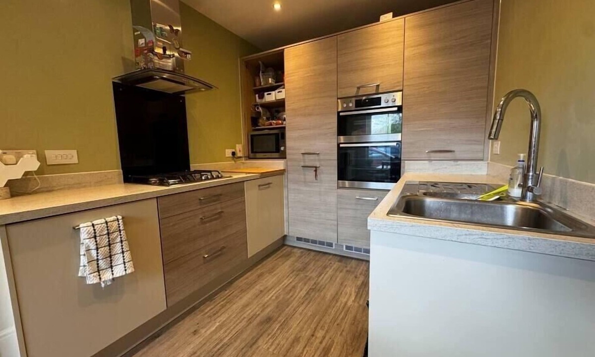 Newport Pagnell House | Salmon's Home - A peaceful sanctuary