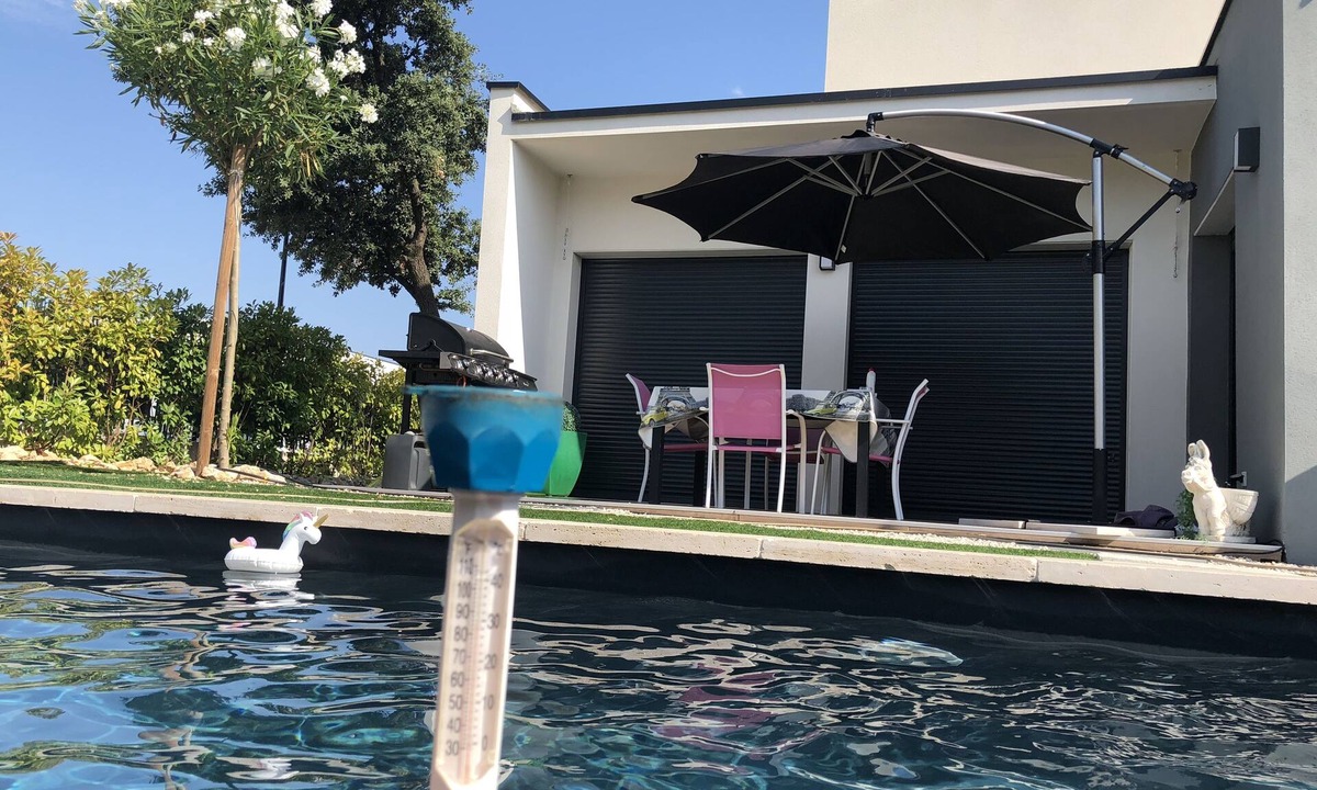 Le Cres House | Salt pool and Jacuzzi - Lake and tram 300m away