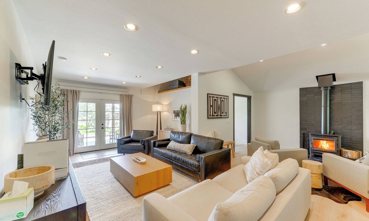 Thayne Cabin | Salt River Access: Mtn-View Star Valley Cabin!