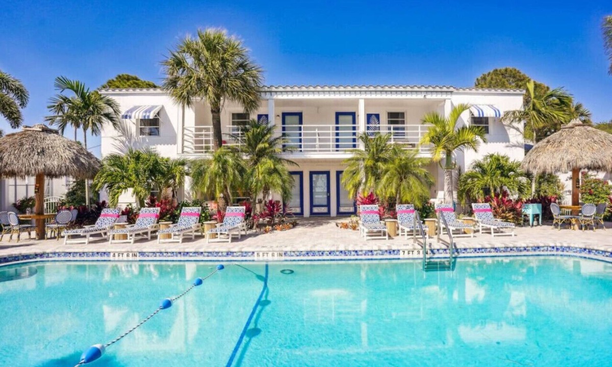 North Redington Beach Apartment | Salt Water Suites - #2 Florida Suite