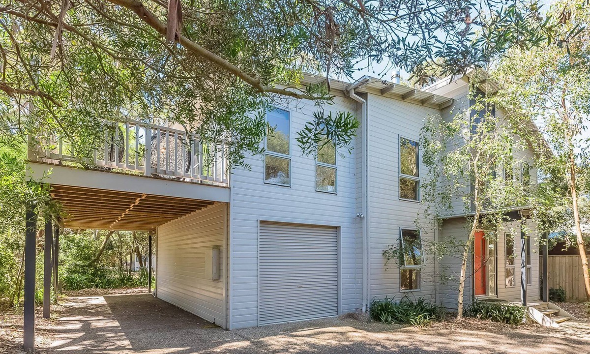 Inverloch House | Salt Water Secret - Surf Side