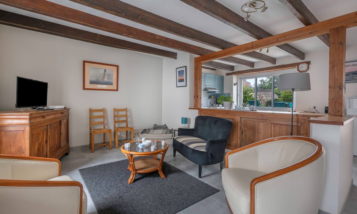 Batz-sur-Mer Ski Chalet | Salt worker’s house 400 m from the marsh