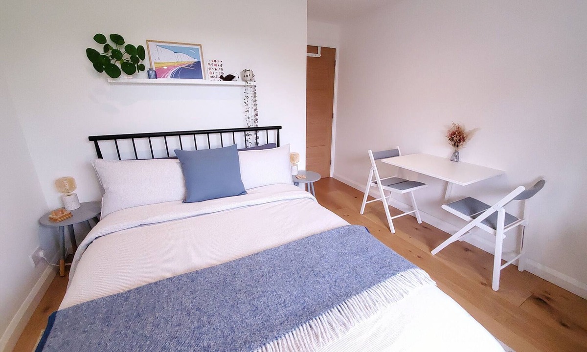 Saltdean Apartment | Saltdean annexe, excellent location