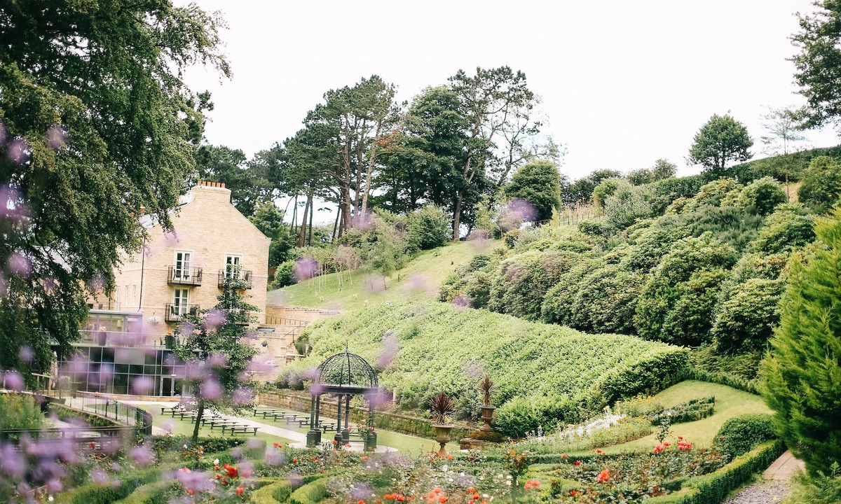 Sandsend Hotel | Saltmoore