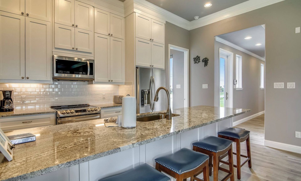 Indian Beach Cottage | Salty Blue Mermaid by Ryson Vacation Rentals