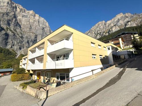 Leukerbad Apartment | Salute 105