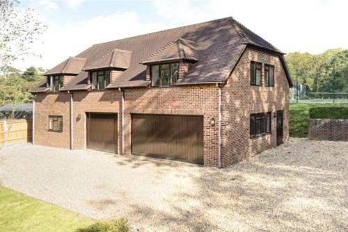 Locks Heath Apartment | Salvi's Hideout