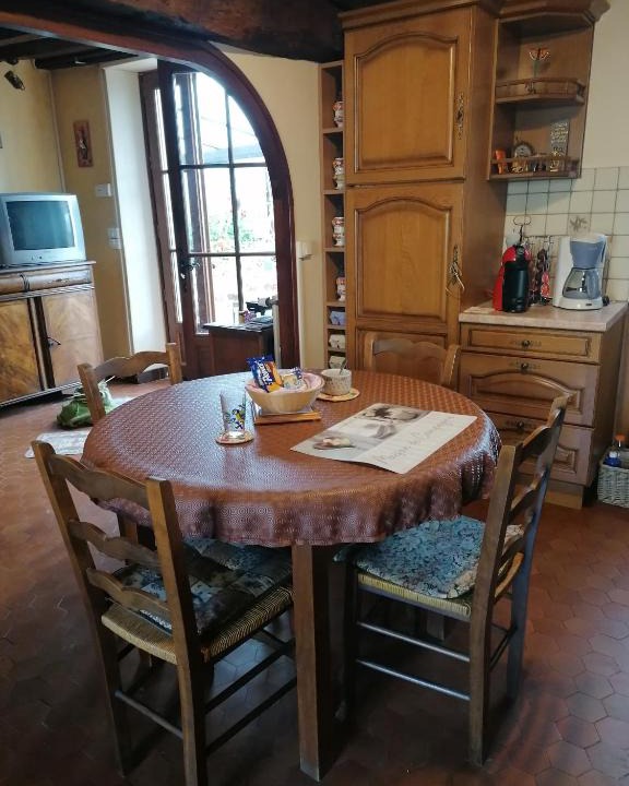 Chambon-sur-Voueize Bed & Breakfast | Sam Bott