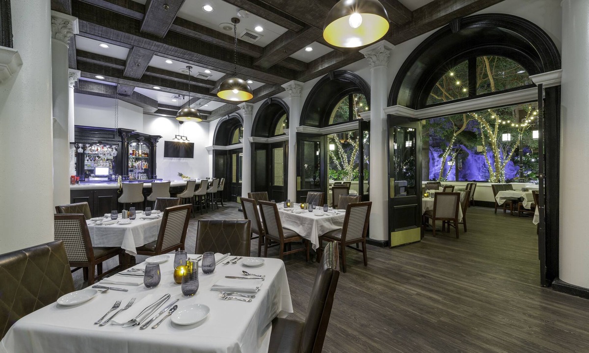 Sunrise Manor Resort | Sam's Town Hotel & Gambling Hall