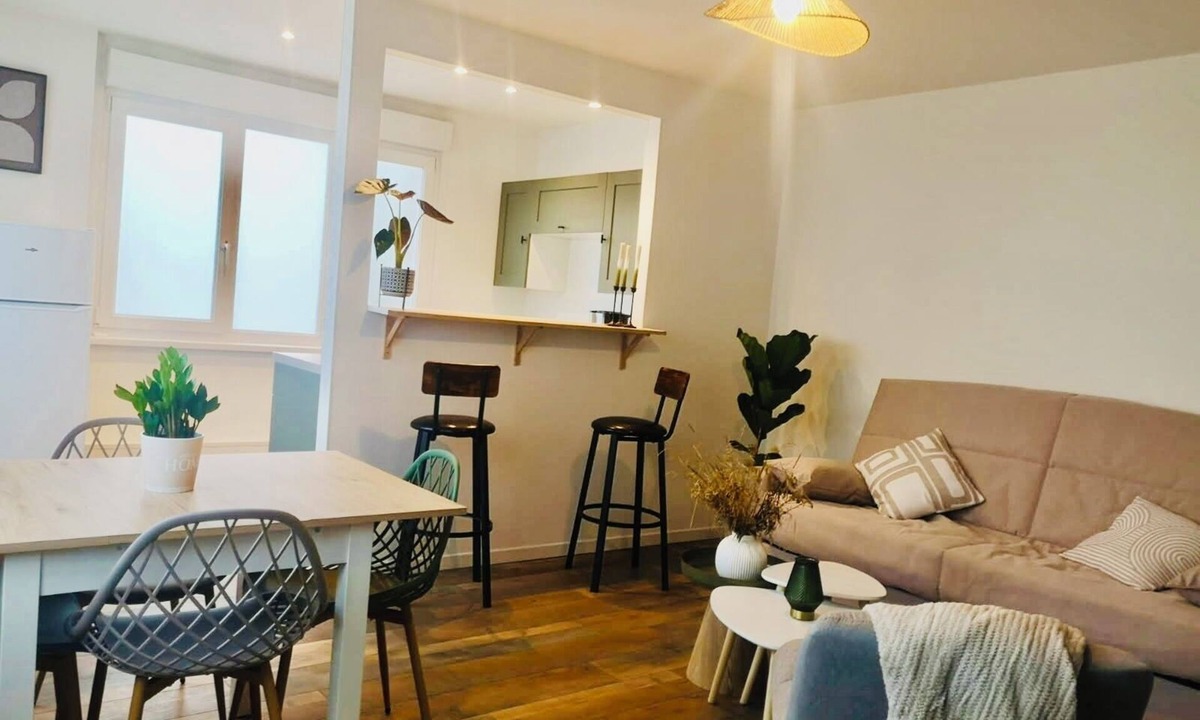 Pont-sur-Sambre House | Sambre and nature