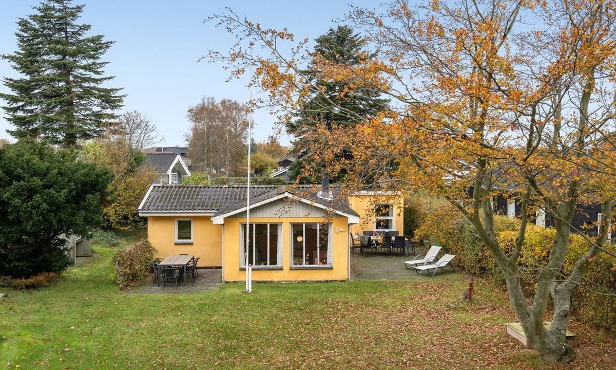 Oster Hurup House | "Samine" - 100m from the sea by Interhome