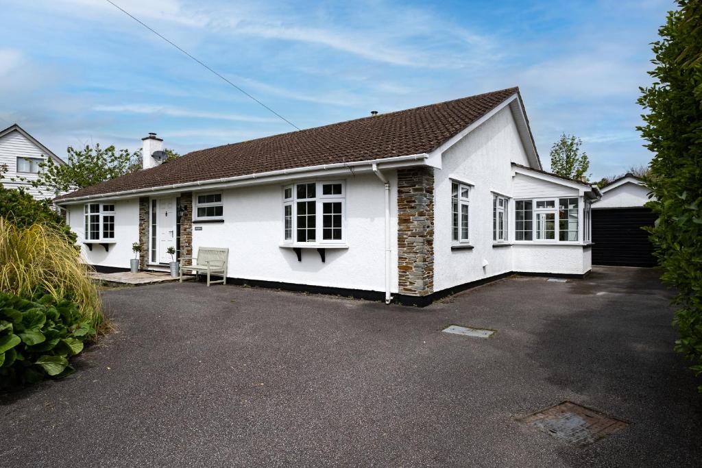 Rock House | Samphire