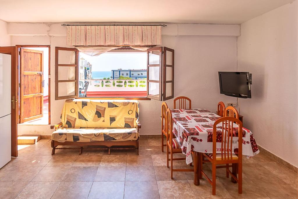 Vinaros Apartment | San Antonio