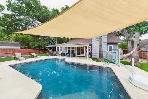 North San Antonio - SAT Villa | San Antonio Villa Pool, BBQ & Near Attractions