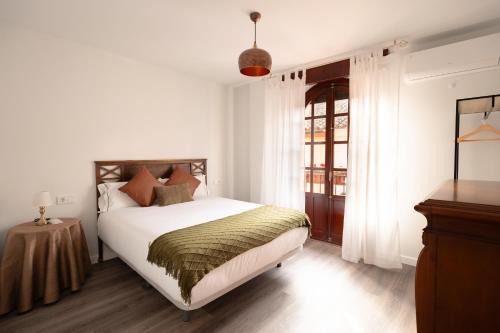 San Basilio Apartment | San Basilio - Plaza del Potro