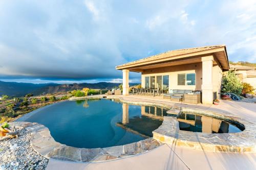 Ramona House | San Diego Wine Country - Pool, Views, 4BR