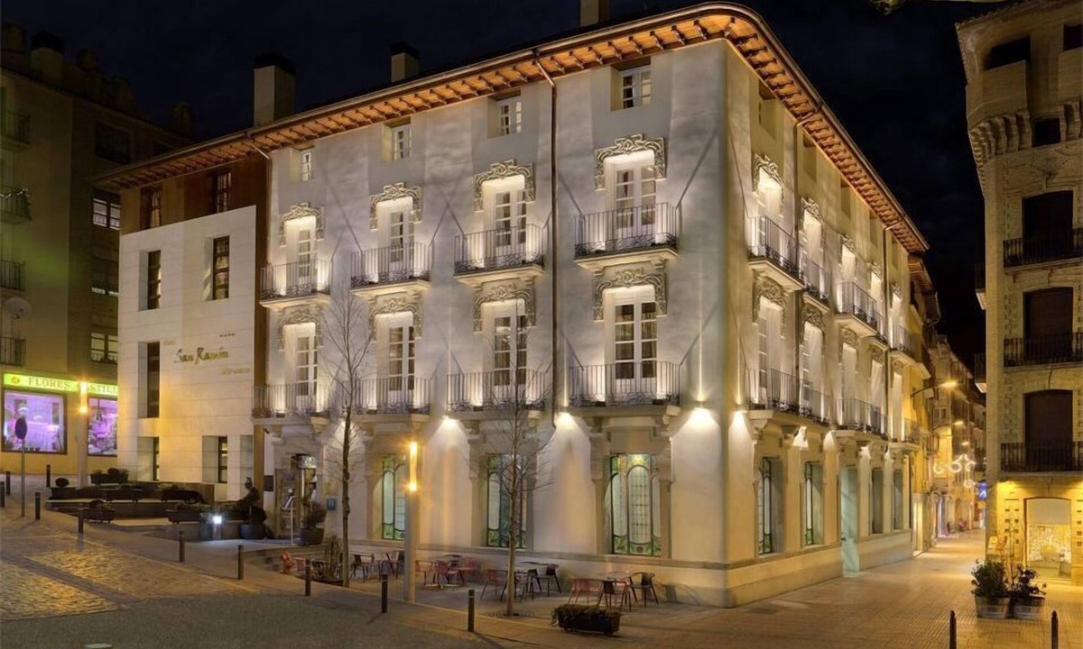 Barbastro Hotel | San Ramon Del Somontano