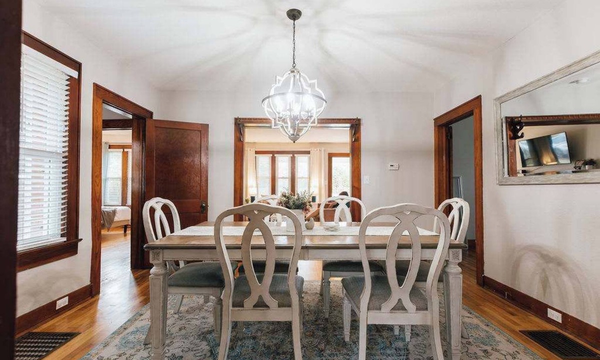 Johnson City House | Sanctuary Co Pet-Friendly Home