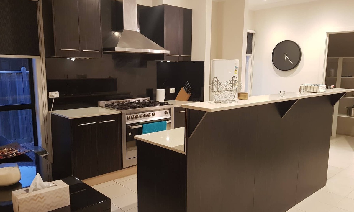 Sanctuary Lakes House | Sanctuary in the west