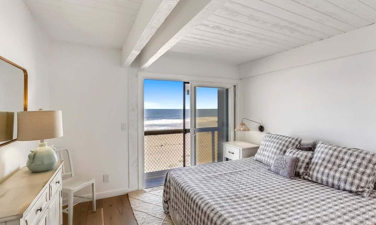 La Selva Beach House | Sand Dollar – Expansive Beachfront Home with Panoramic Ocean Views