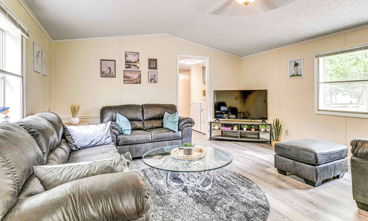 Nekoosa House | Sand Valley Golf Home w/Association Pool
