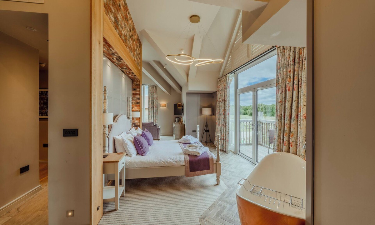 Flaxton Hotel | Sandburn Hall Hotel