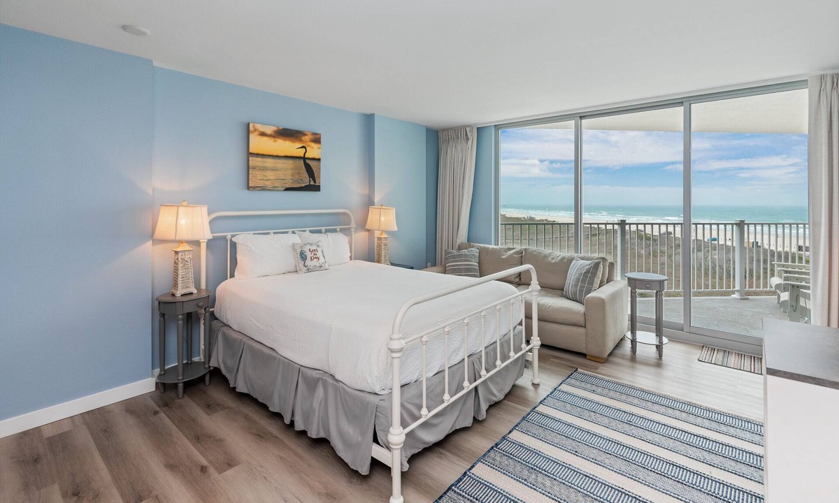 Shibui Sands Condo | Sandcastle Condominiums Unit 402