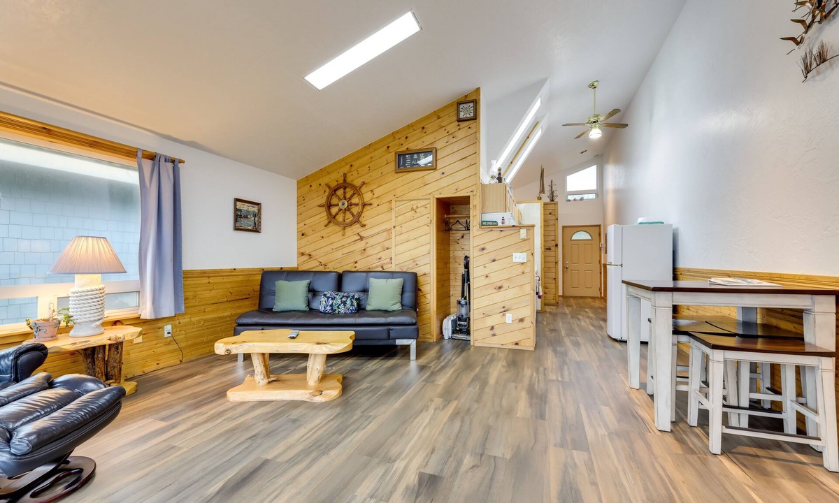 Waldport Cottage | Sanderling Sea Cottages, Unit 11