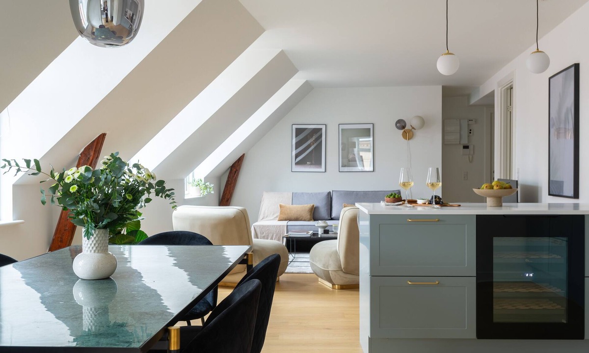 Copenhagen City Centre Apartment | Sanders Leaves - 2Bdr Apt with shared roof terrace