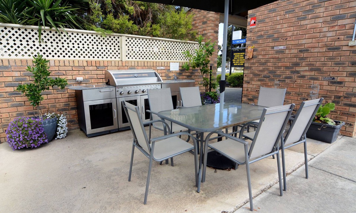 Kangaroo Flat Hotel | Sandhurst Motor Inn Bendigo