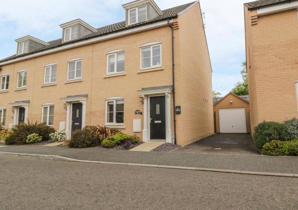 Hollesley House | Sandlings