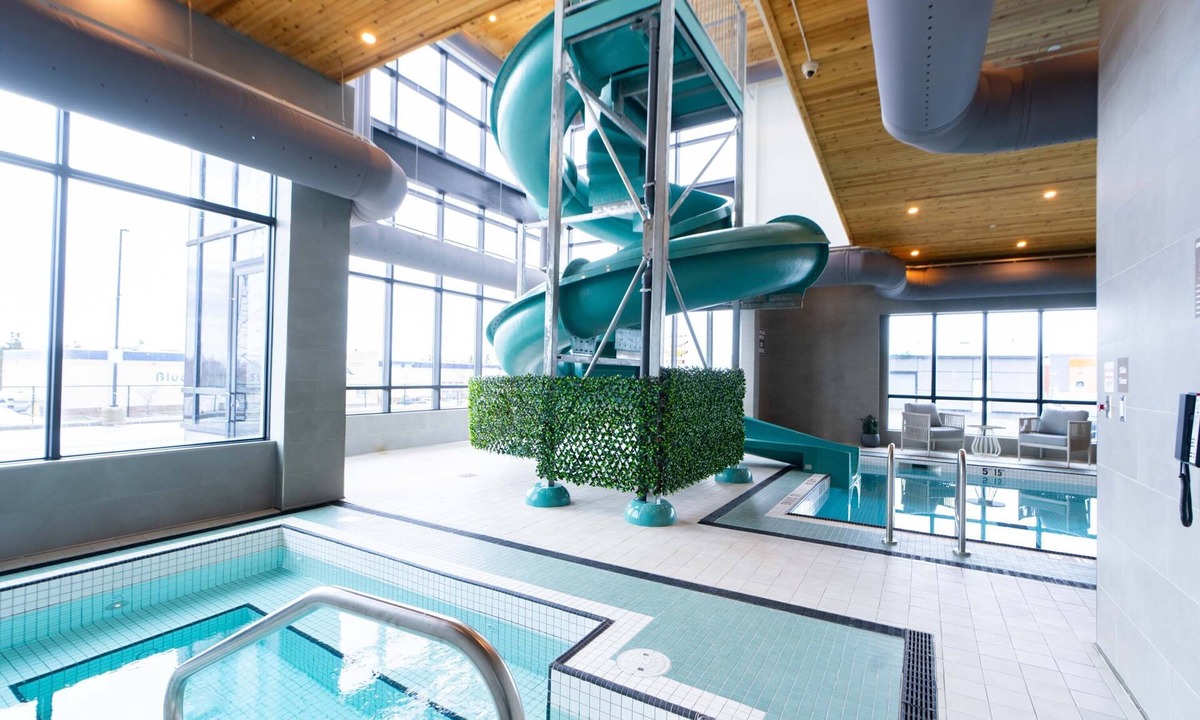 Dartmouth Hotel | Sandman Signature Dartmouth Hotel & Suites