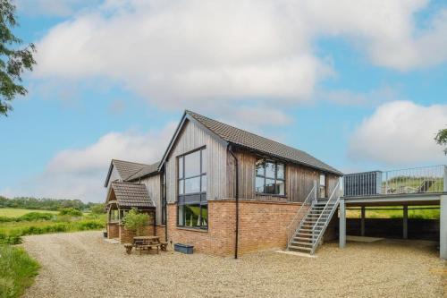 Saxmundham House | Sandown