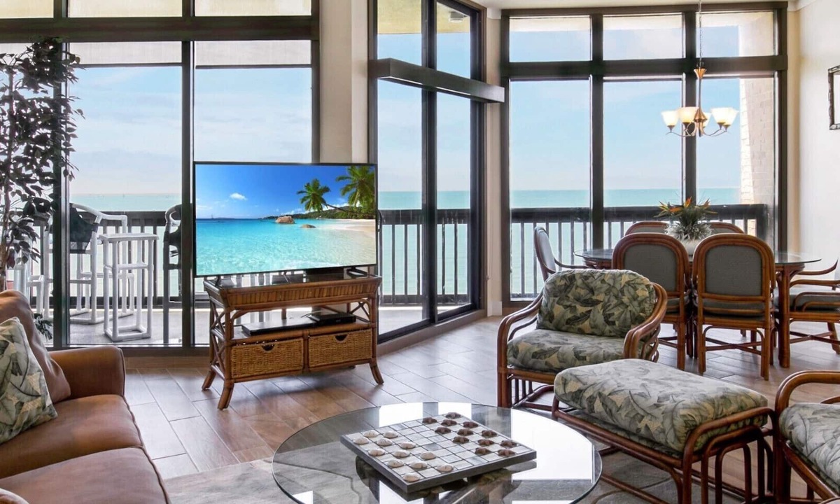 Port Aransas Condo | Sandpiper Condominiums 1209, Panoramic Gulf Views w/direct access to Mustang Island/Port A beaches.