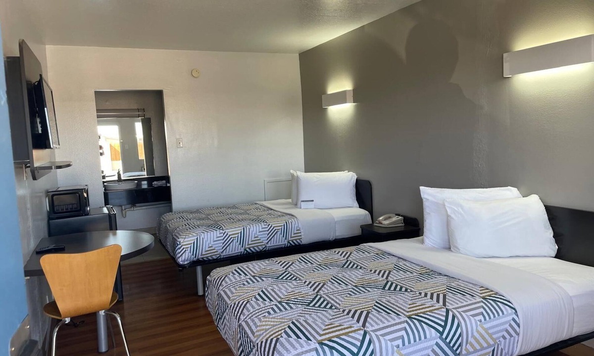 Van Horn Hotel | Sands Motel