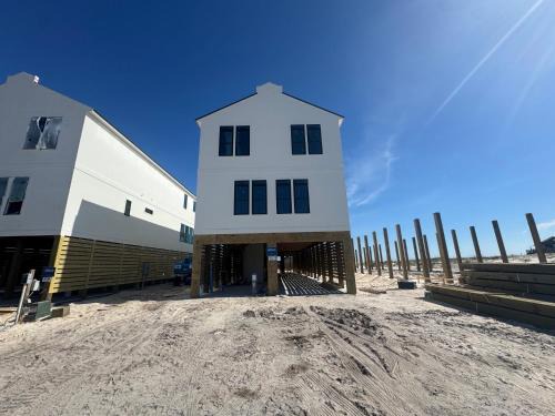Southpointe House | Sandy Crax 8 Bedroom Private Pool Sleeps 26