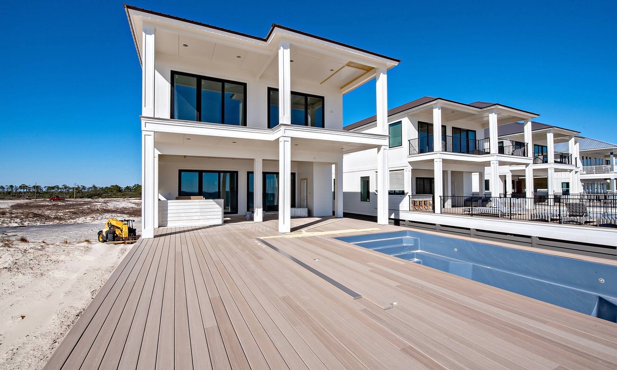 Southpointe House | Sandy Crax West BRAND NEW 8 Bedroom Private Pool Sleeps 24