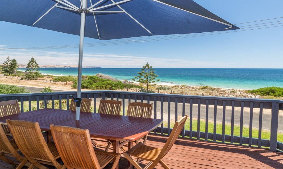 Carrickalinga House | Sandy Feet - 31 Gold Coast Drive