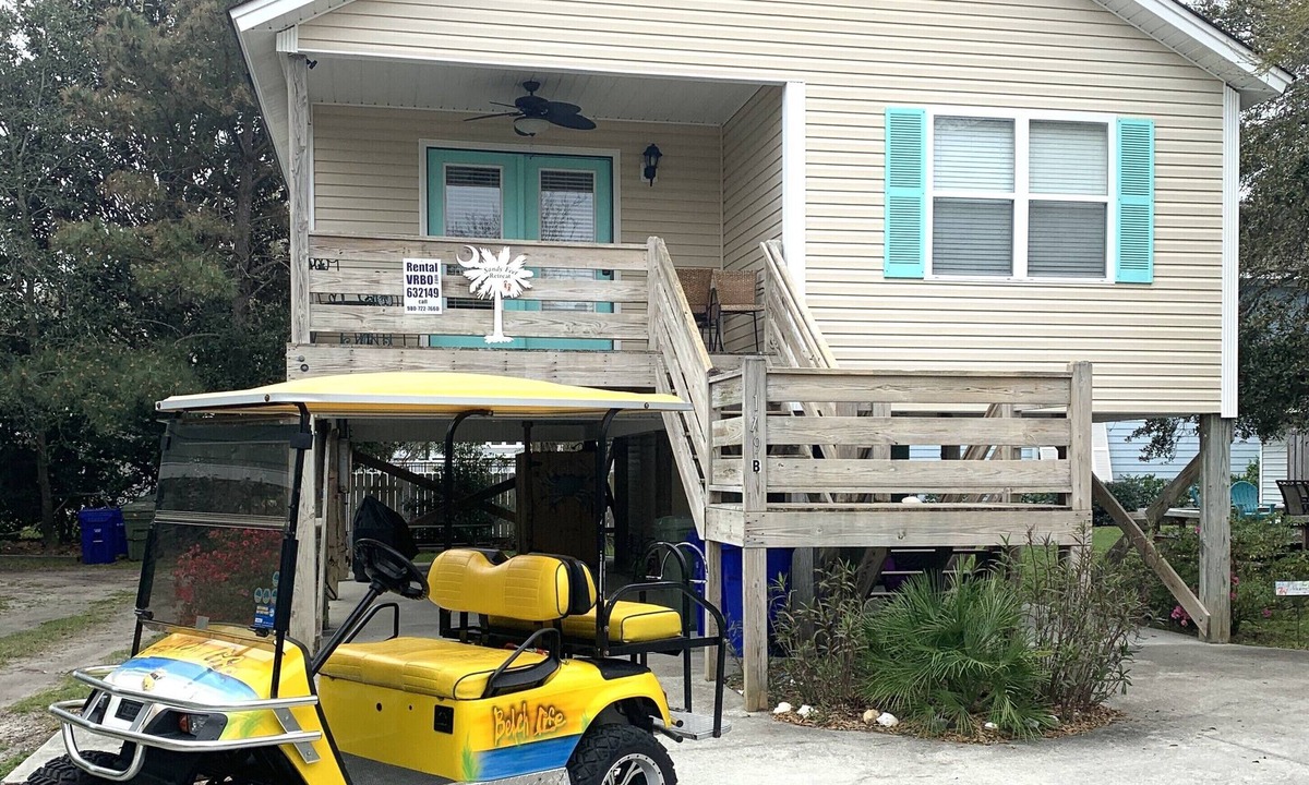 Surfside Beach House | Sandy Feet Retreat-1/2 Block to Beach, Pet Friendly, Wi-Fi & Optional GC Rental