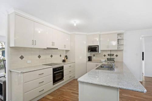 Apollo Bay House | Sandy Retreat at Apollo Bay