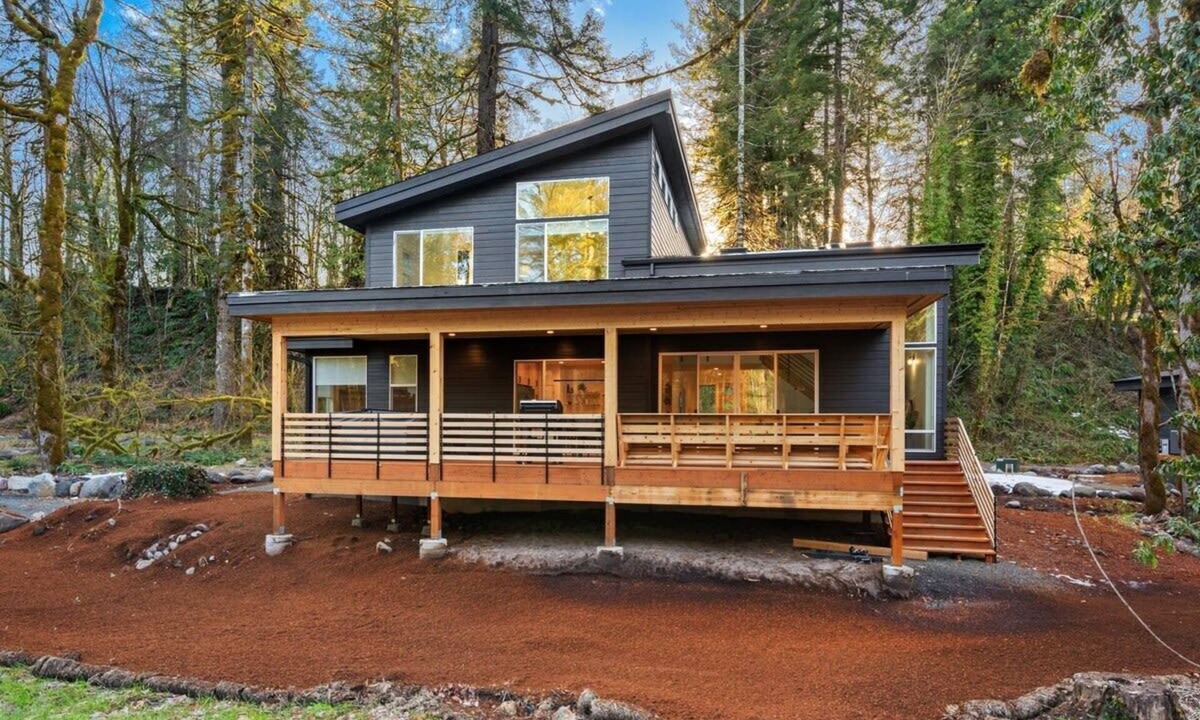 Brightwood House | Sandy River Group Getaway