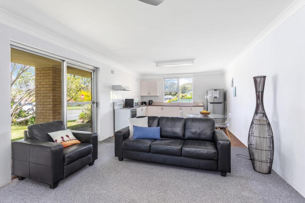 Mollymook Beach House | Sandy Shores