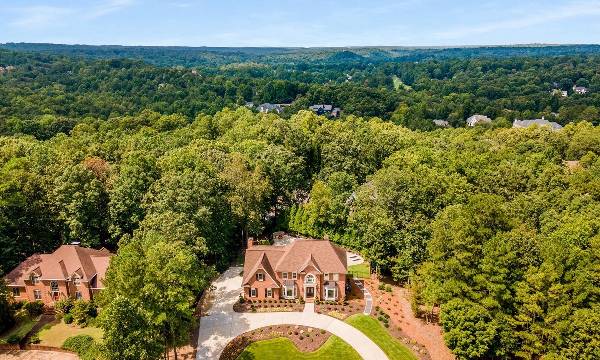 Sandy Springs House | Sandy Springs Celebrity Estate on 2 acres